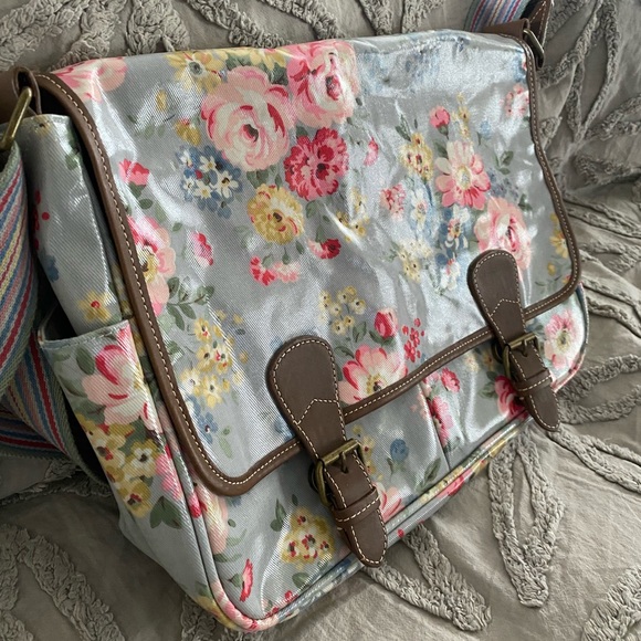 NEW Cath Kidston Matching Floral Cross Body Bag and Wallet - Picture 5 of 15